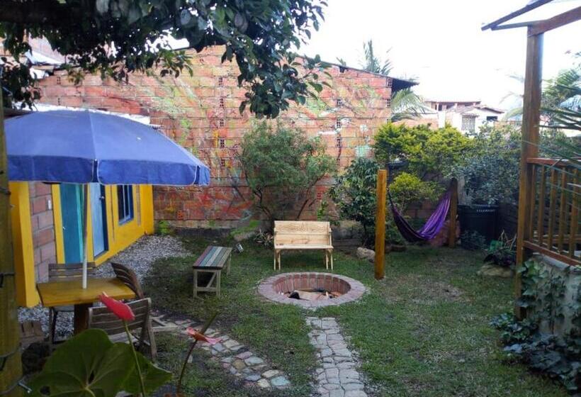 ペンション Hostal Macondo Inn