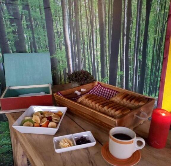 ペンション Hostal Macondo Inn