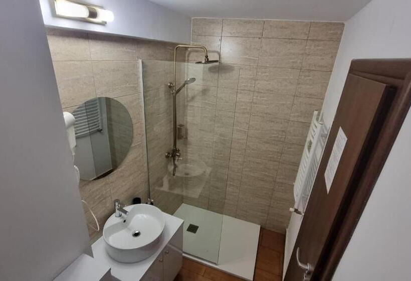 پانسیون Cabana Restaurant Terra