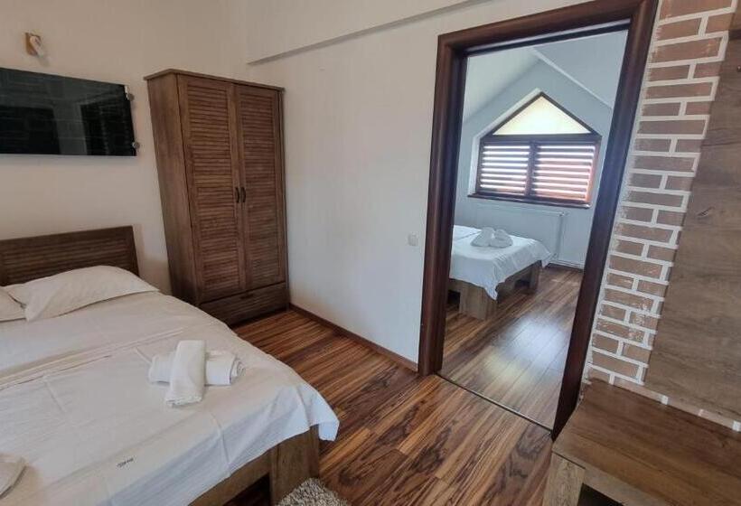 پانسیون Cabana Restaurant Terra