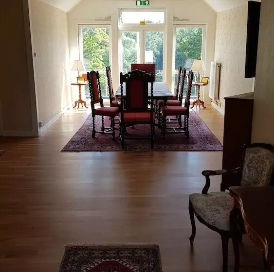 ユースホステル Kolbäcks Gästgivaregård