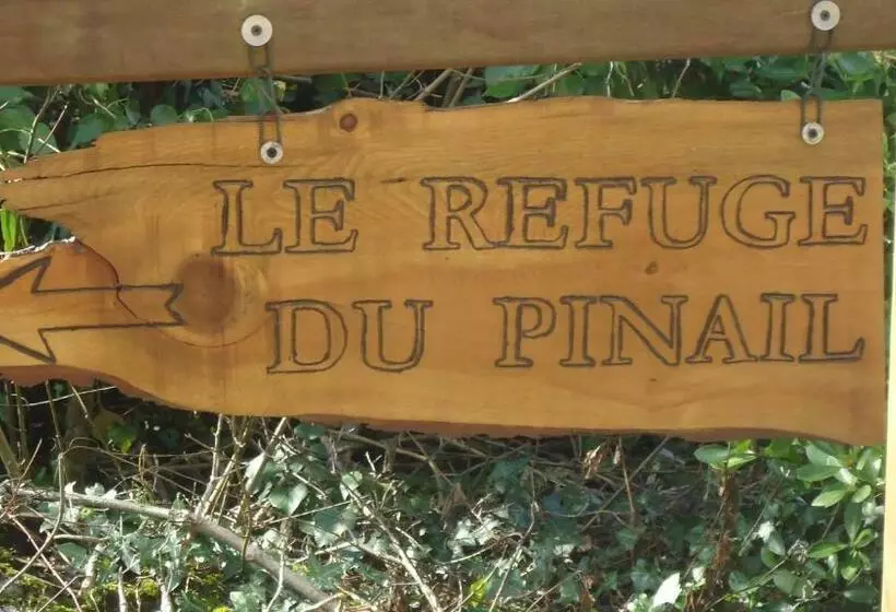 Aamiaismajoitus (B&B) Le Refuge Du Pinail