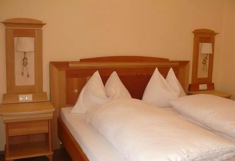 Gasthof Pension Zur Klause