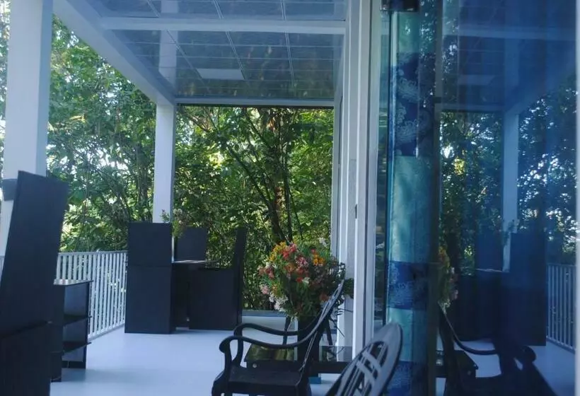 ホテル Glass Rooms Accommodations Adam S Peak