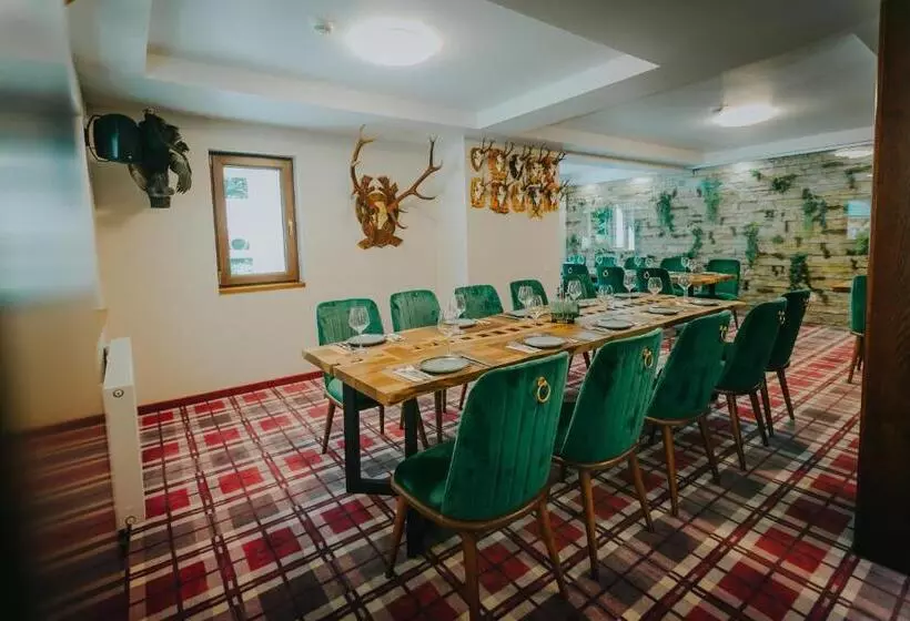 Lostrita   Pastravarie, Hotel & Spa