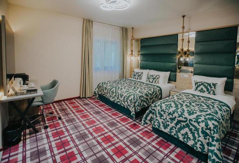 Lostrita   Pastravarie, Hotel & Spa