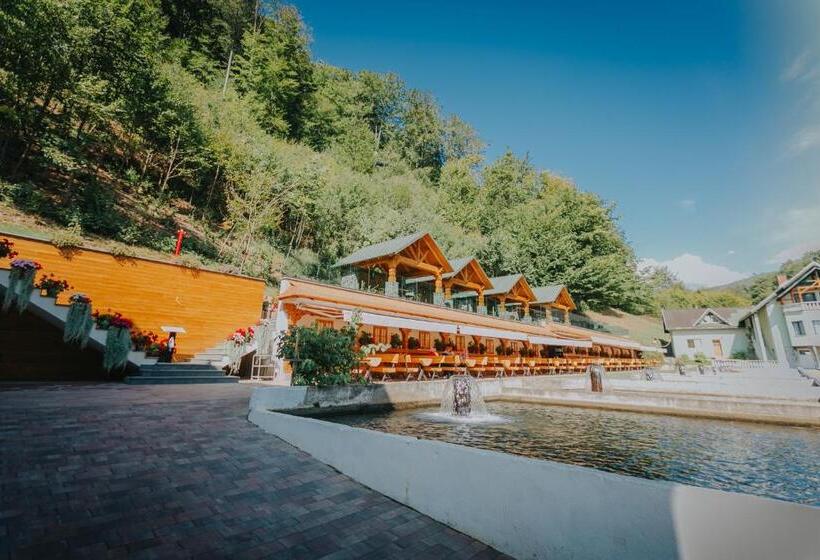 Lostrita   Pastravarie, Hotel & Spa