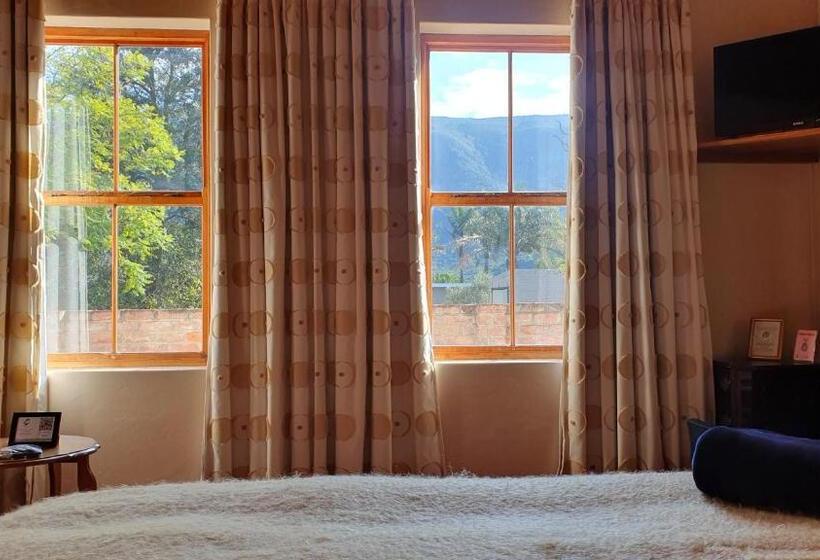 بنسيون Angler And Antelope Guesthouse