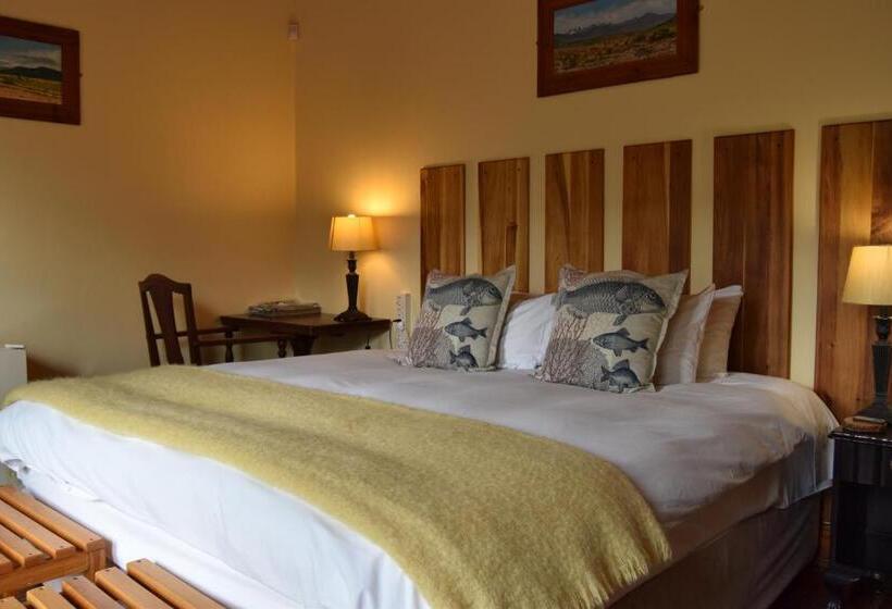 بنسيون Angler And Antelope Guesthouse