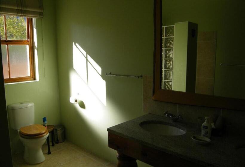 بنسيون Angler And Antelope Guesthouse