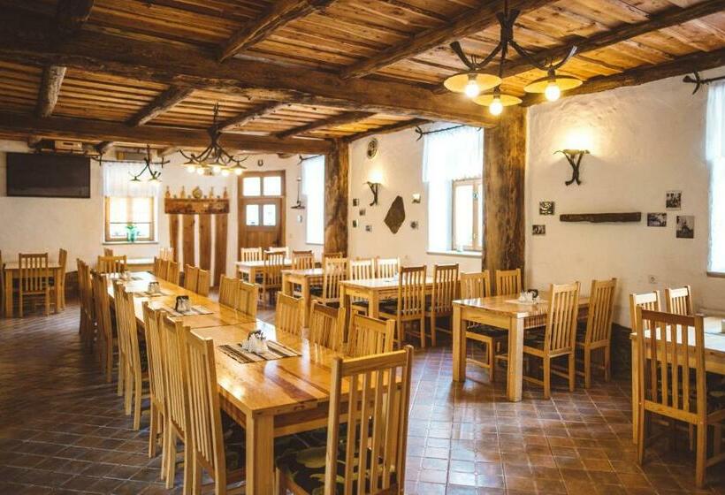 بنسيون Penzion U černého Potoka