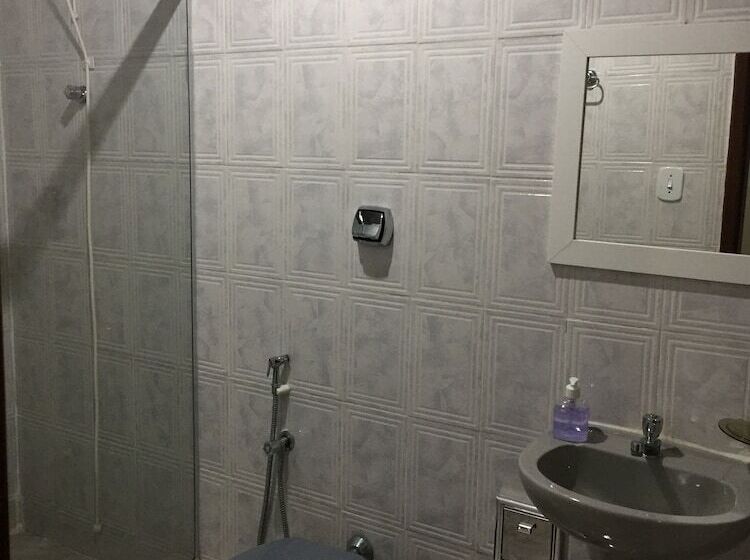 פנסיון Pousada Marinho Society