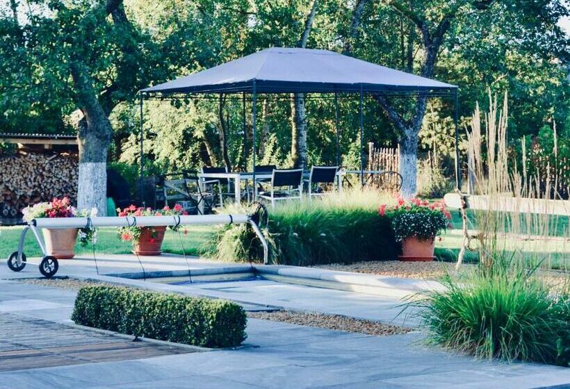 تختخواب و صبحانه Le Relais Du Moustier