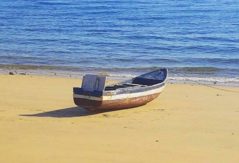 Bed and Breakfast Cerrito Tropical Eco Lodge