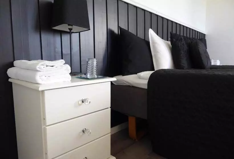 Holmen Bed & Breakfast