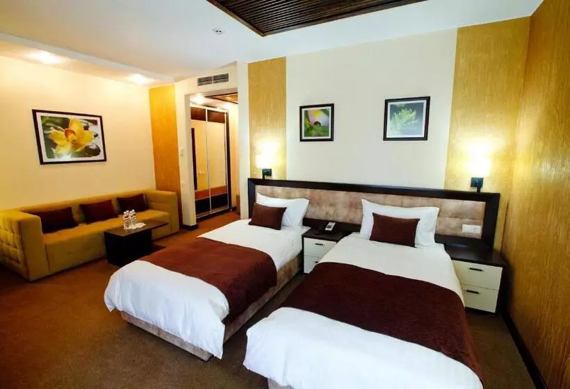 Hotelli Shishkinn Resort&spa