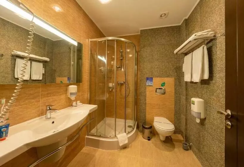 Hotelli Shishkinn Resort&spa