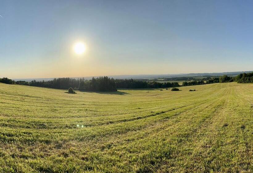 בית מלון כפרי Sloup