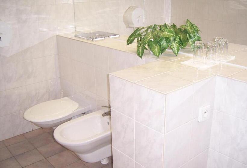 בית מלון כפרי Sloup