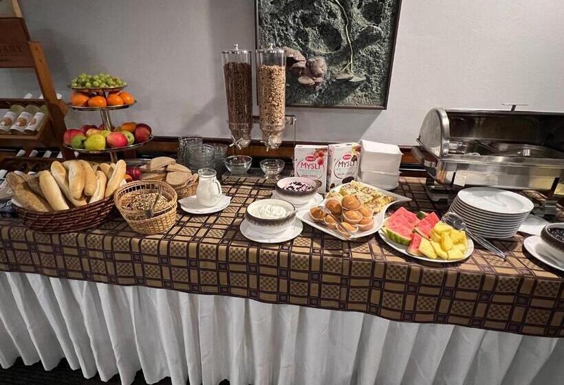 בית מלון כפרי Sloup