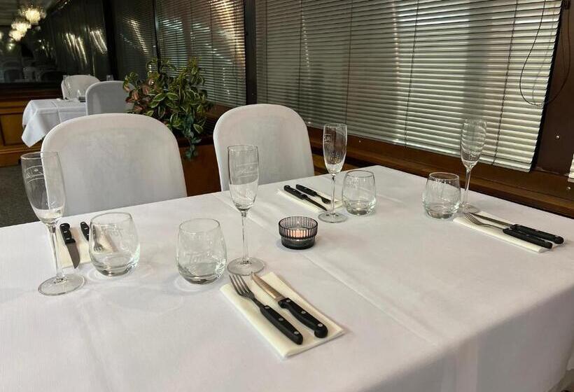 בית מלון כפרי Sloup