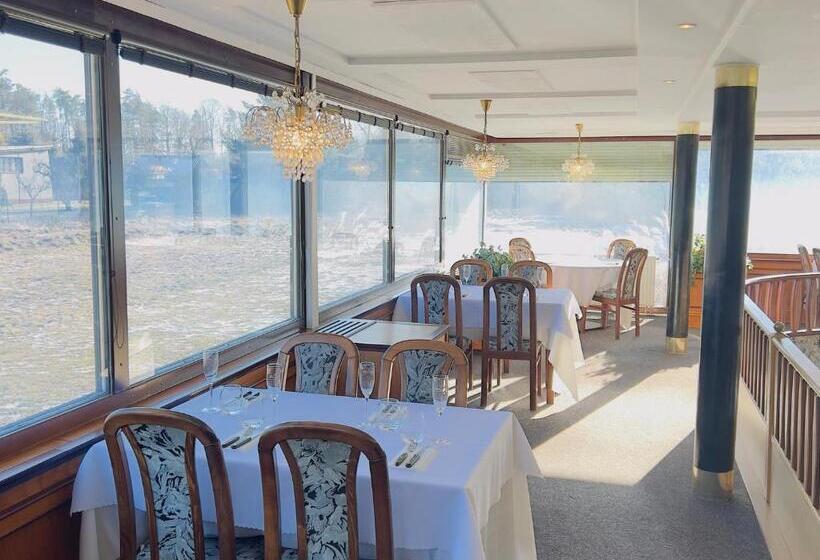 בית מלון כפרי Sloup