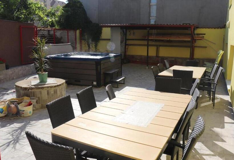 酒店 U Nádraží Lanžhot