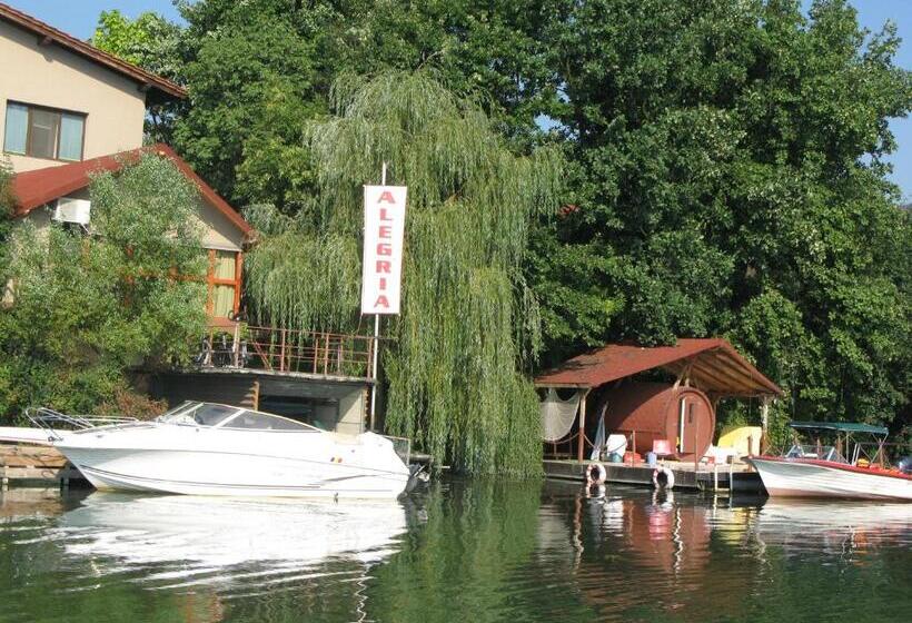 פנסיון Alegria