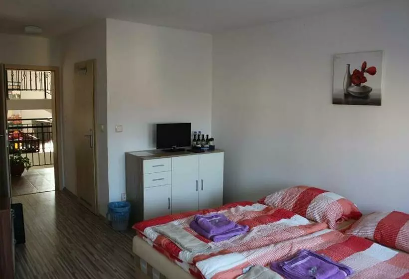 Majatalo Guesthouse Piller