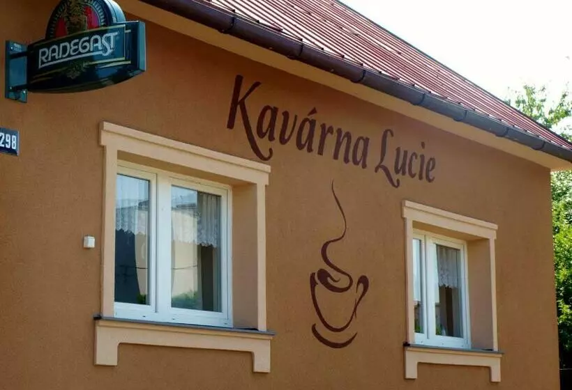 پانسیون Kavárna Lucie S Ubytováním