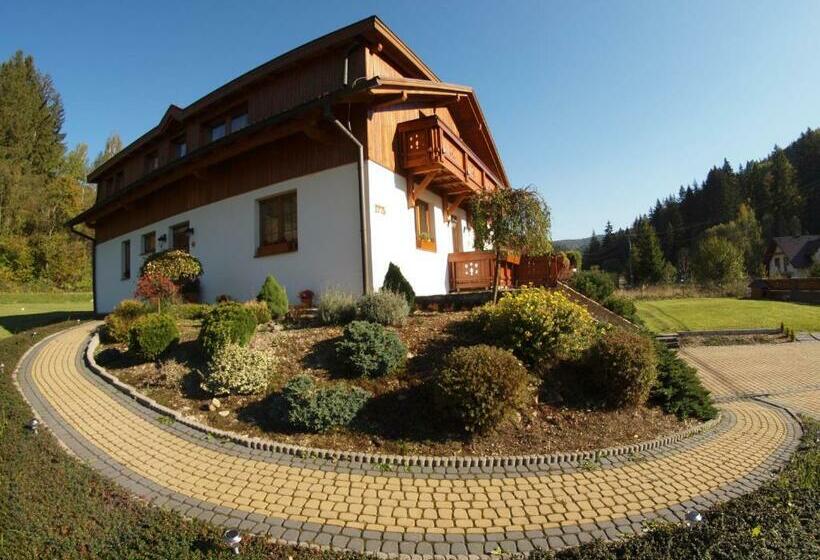 بنسيون Margus Apartmány