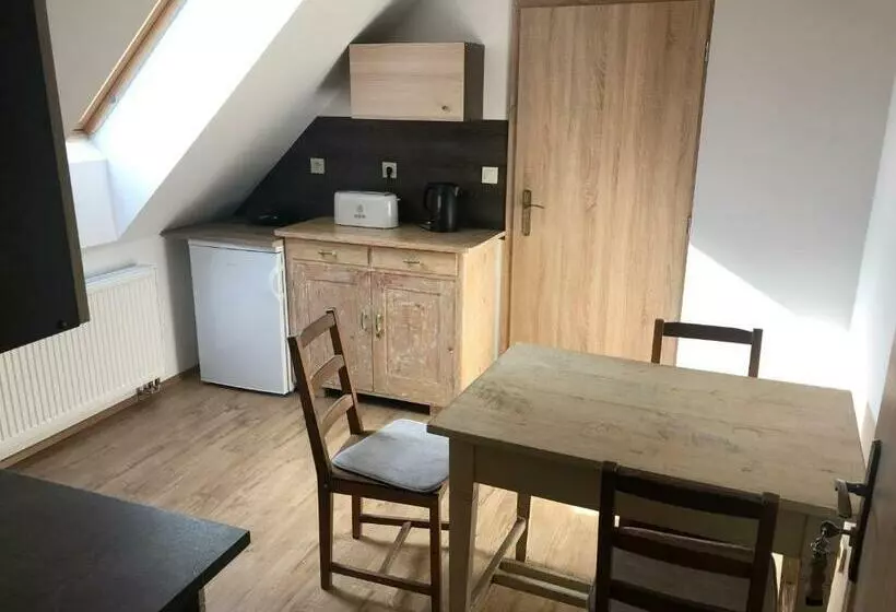 Majatalo Penzion Ambrozie