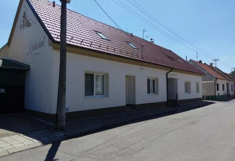 ペンション Penzion Kratochvíl