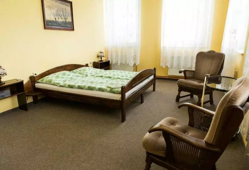 Majatalo Penzion Na čertovce