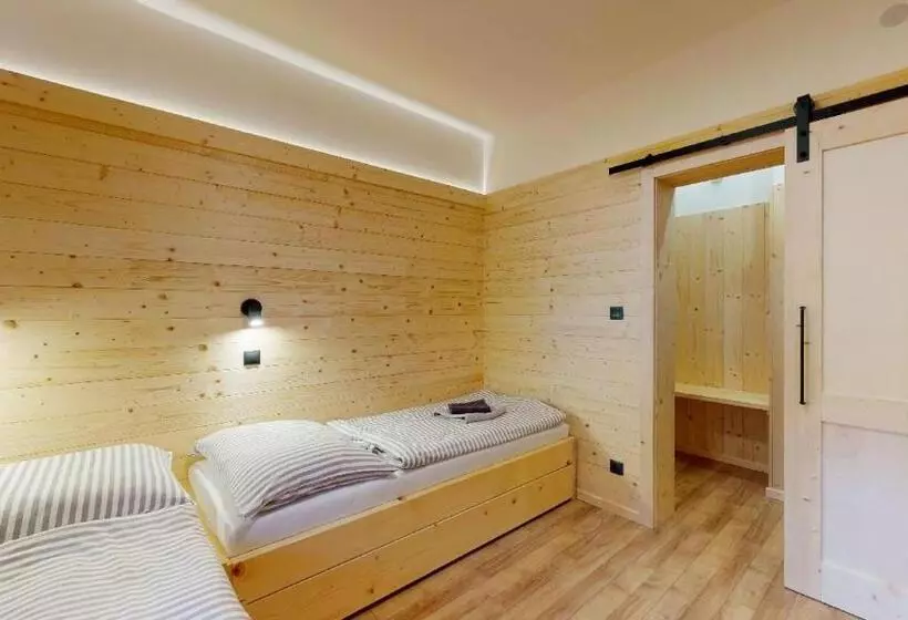 Majatalo Penzion Sabina