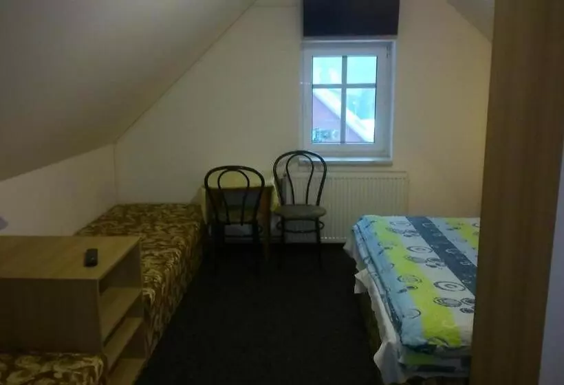 Majatalo Penzion U Pily