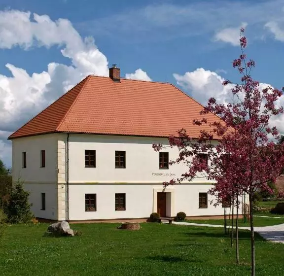 Majatalo Penzion U Sv. Jana   Kraselovský Dvůr