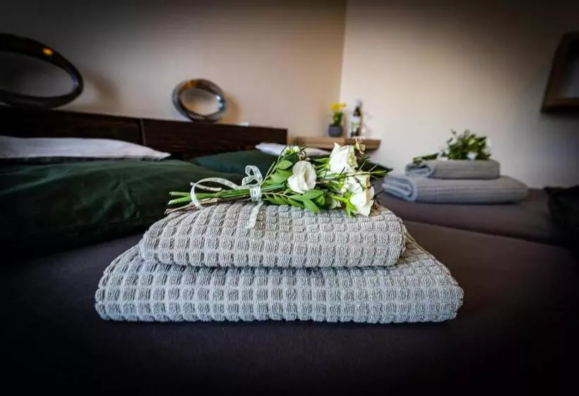 ペンション Penzion Víno Hruška