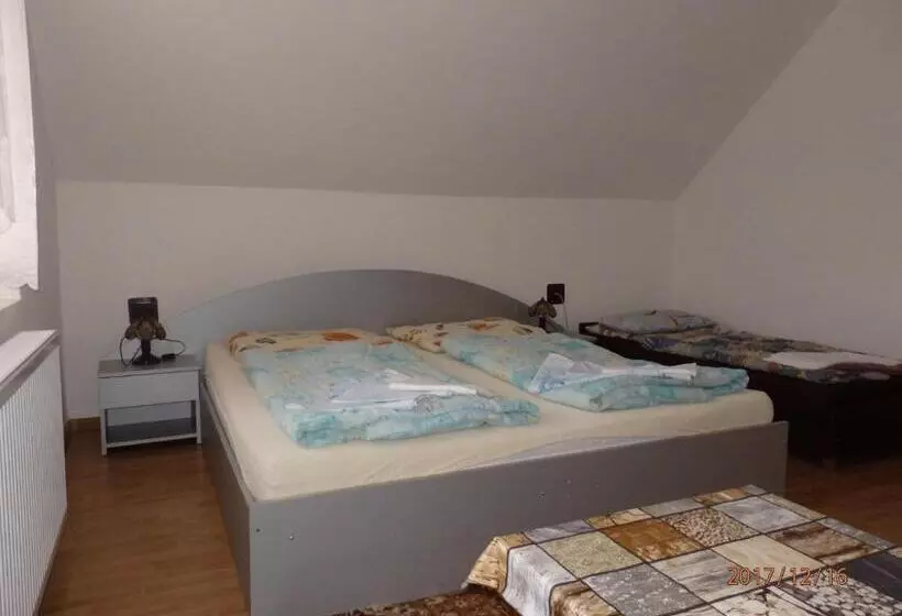 Majatalo Ubytovanie Erika