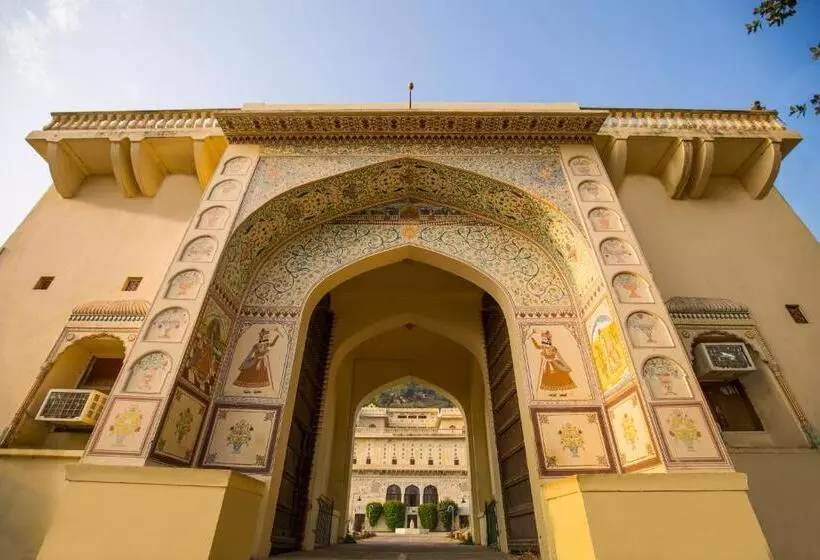 リゾートホテル Castle Kalwar