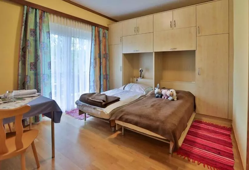 Retkeilymaja Gasthof Bader