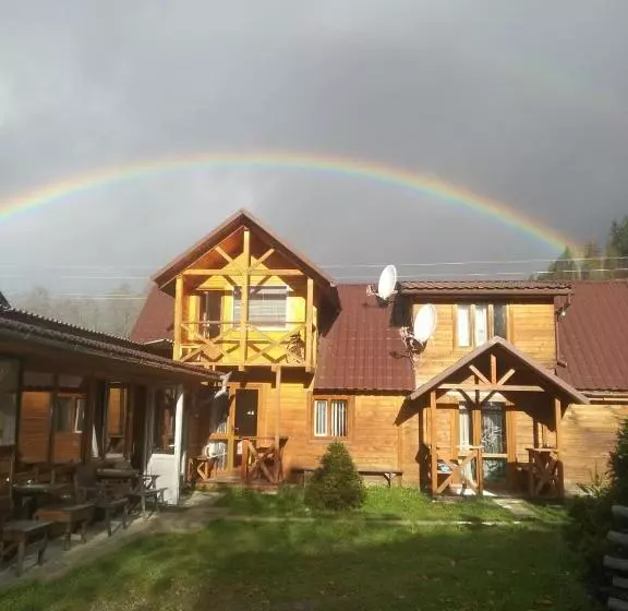 ユースホステル Sadiba Pid Skeleyu