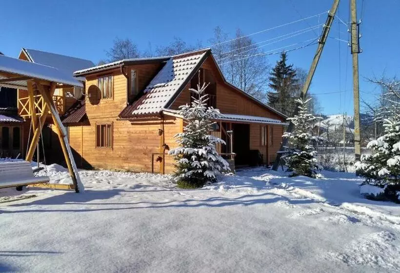 ユースホステル Sadiba Pid Skeleyu