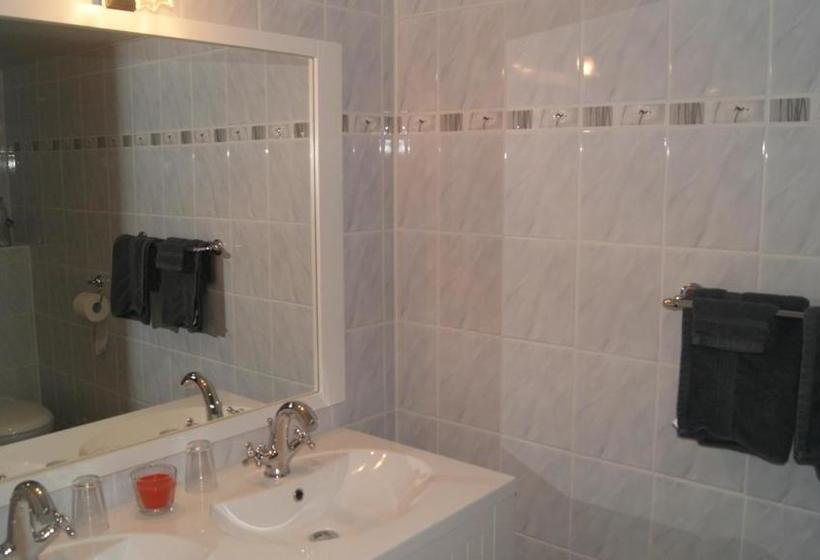 تختخواب و صبحانه Fleurs Sauvages