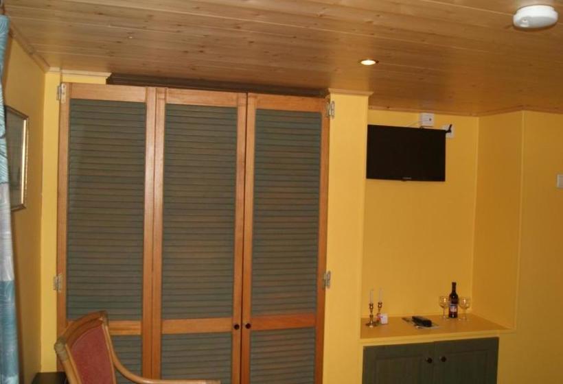 تختخواب و صبحانه Fleurs Sauvages