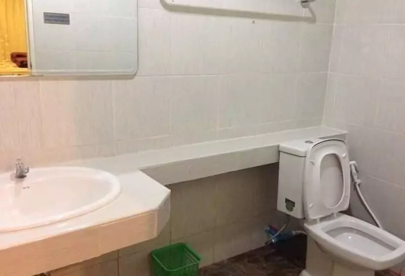 Hotelli Baan Sri Family