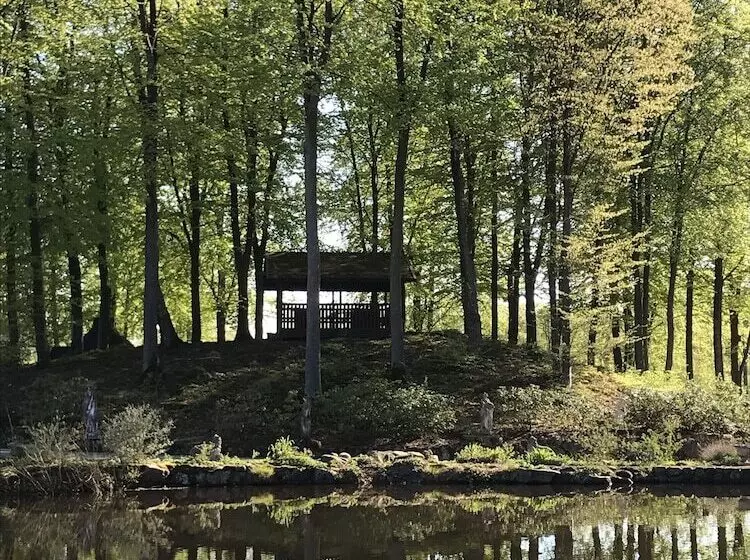 Hotelli Hillesgården