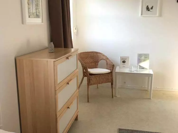 Hotelli Hillesgården