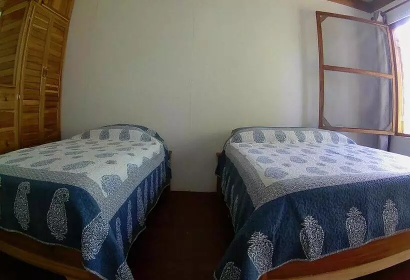 Hotelli Hospedaje Yarisnori