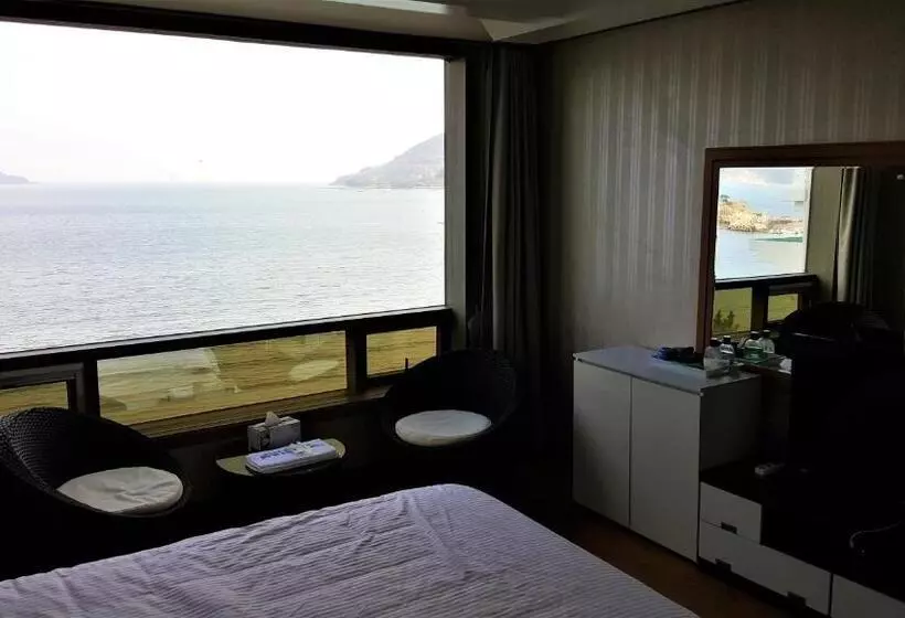 Hotelli Namhae Beach